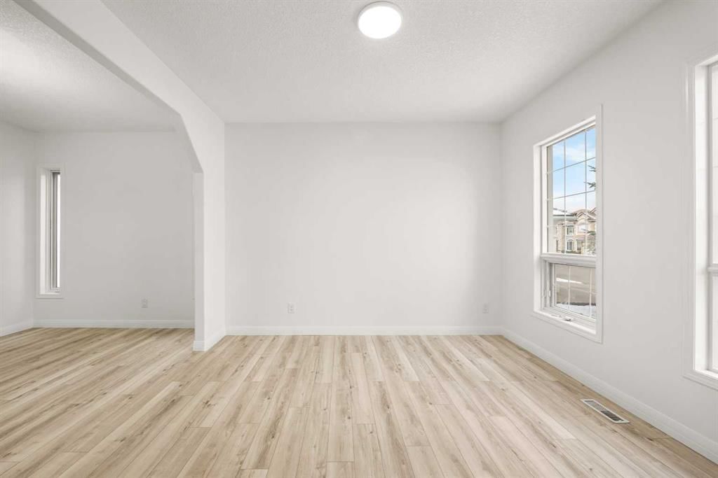78 Hamptons Circle NW, Calgary — photo 3 of 48