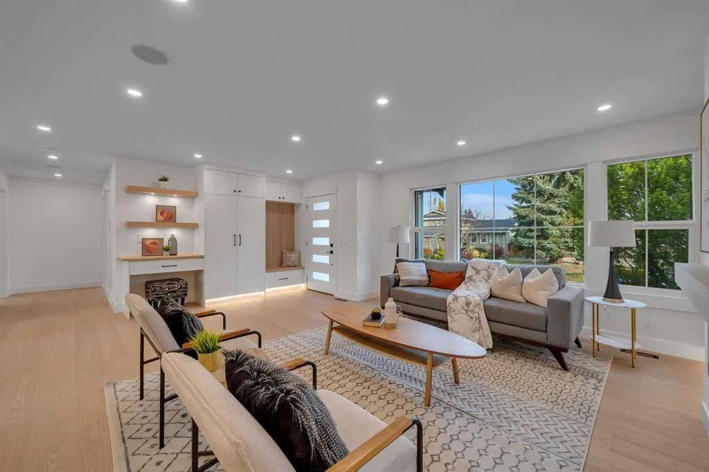 311 Parkglen Crescent SE, Calgary — photo 3 of 46
