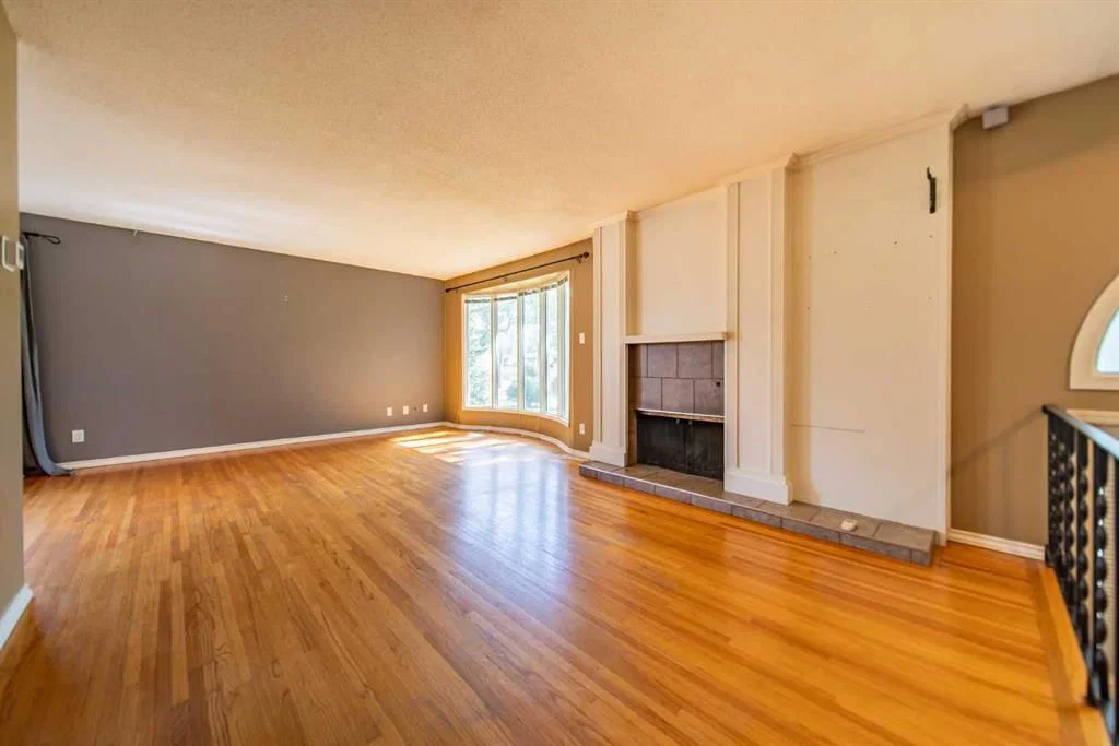 532 Willow Park Drive SE, Calgary — photo 5 of 48