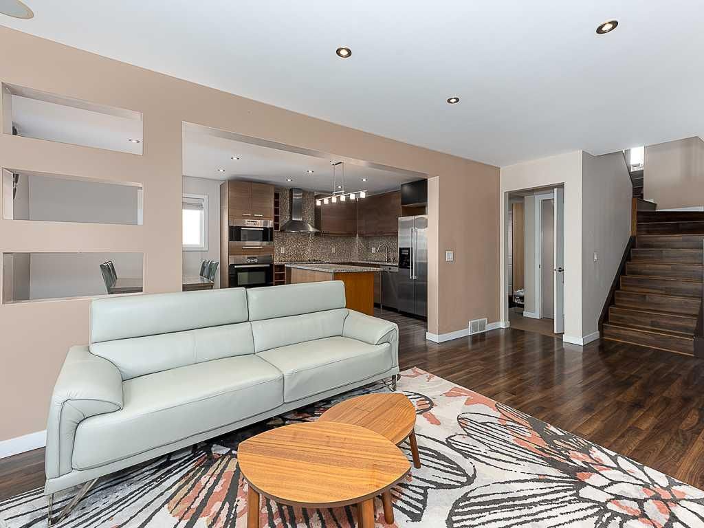 3782 Douglas Ridge Link SE, Calgary — photo 5 of 29
