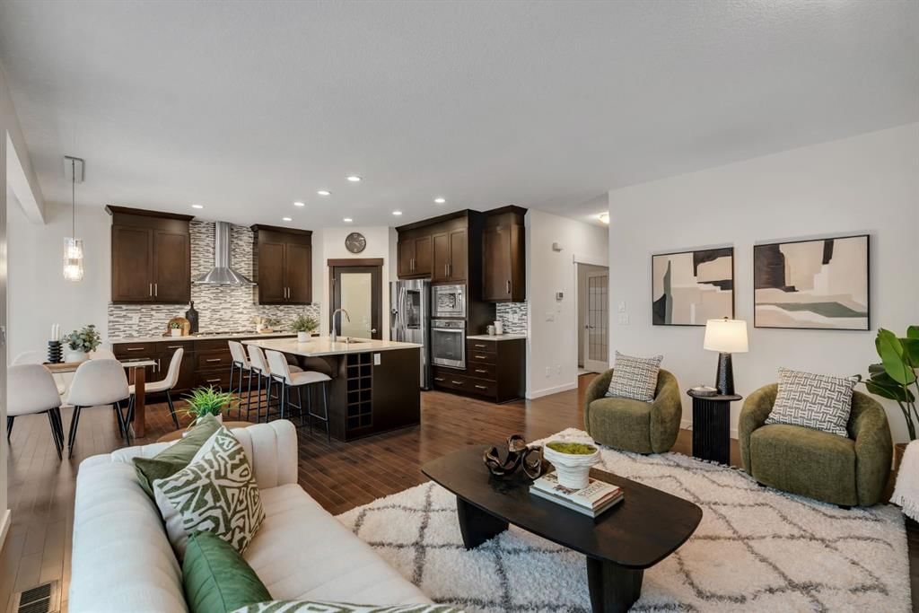 101 Evansborough Green NW, Calgary — detached for sale