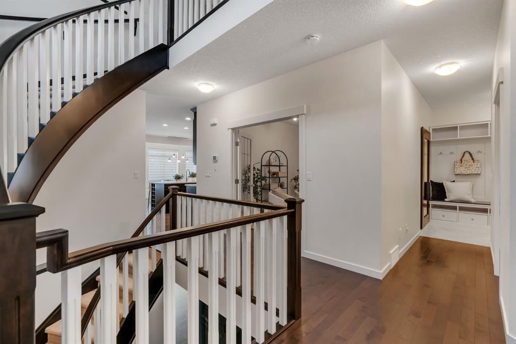 101 Evansborough Green NW, Calgary — photo 3 of 50