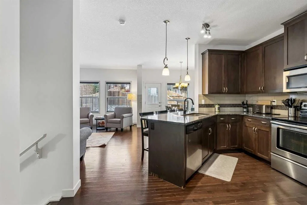 168 Sage Valley Circle NW, Calgary — photo 2 of 30