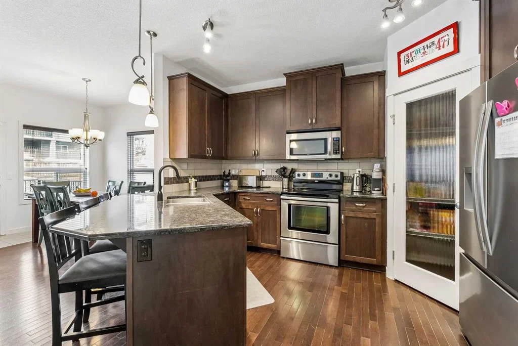 168 Sage Valley Circle NW, Calgary — photo 3 of 30