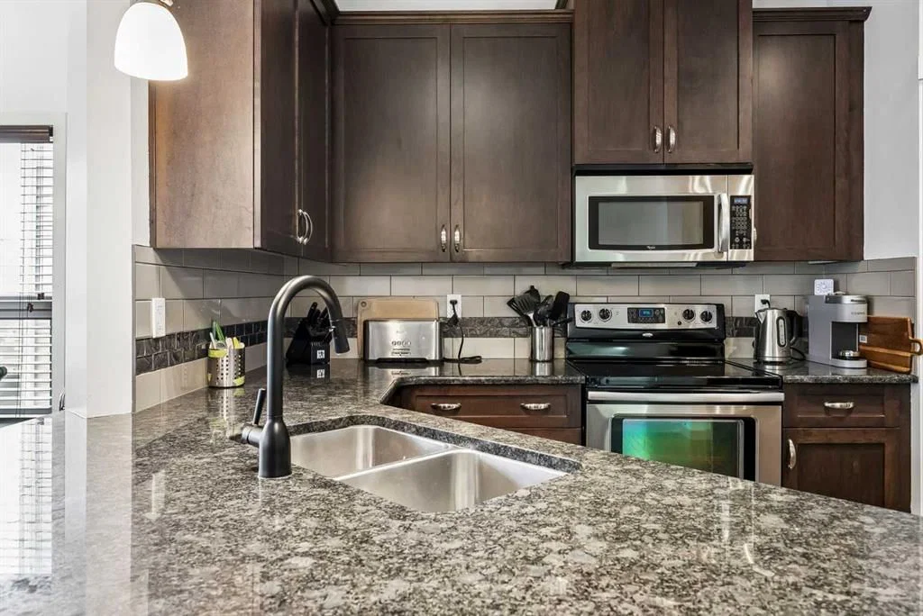 168 Sage Valley Circle NW, Calgary — photo 4 of 30