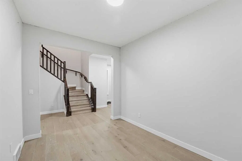50 Homestead Park NE, Calgary — photo 5 of 47