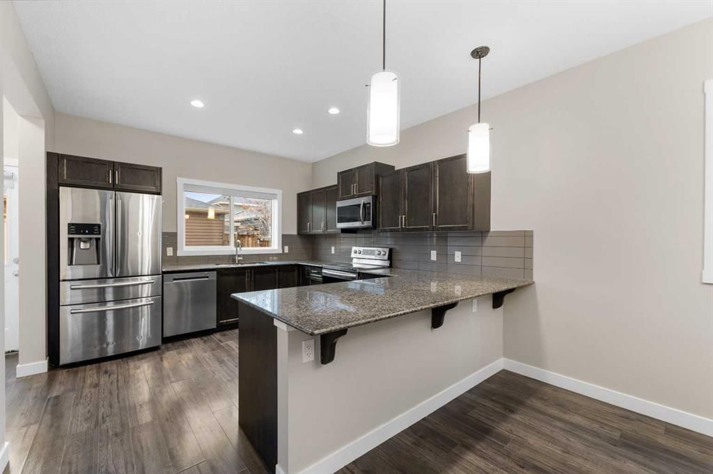 1330 LEGACY Circle SE, Calgary — photo 4 of 50