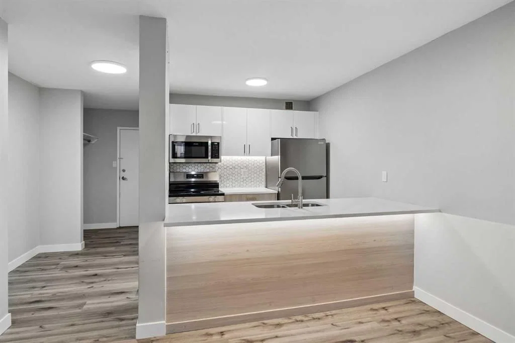 304, 116 3 Avenue SE, Calgary — photo 3 of 14