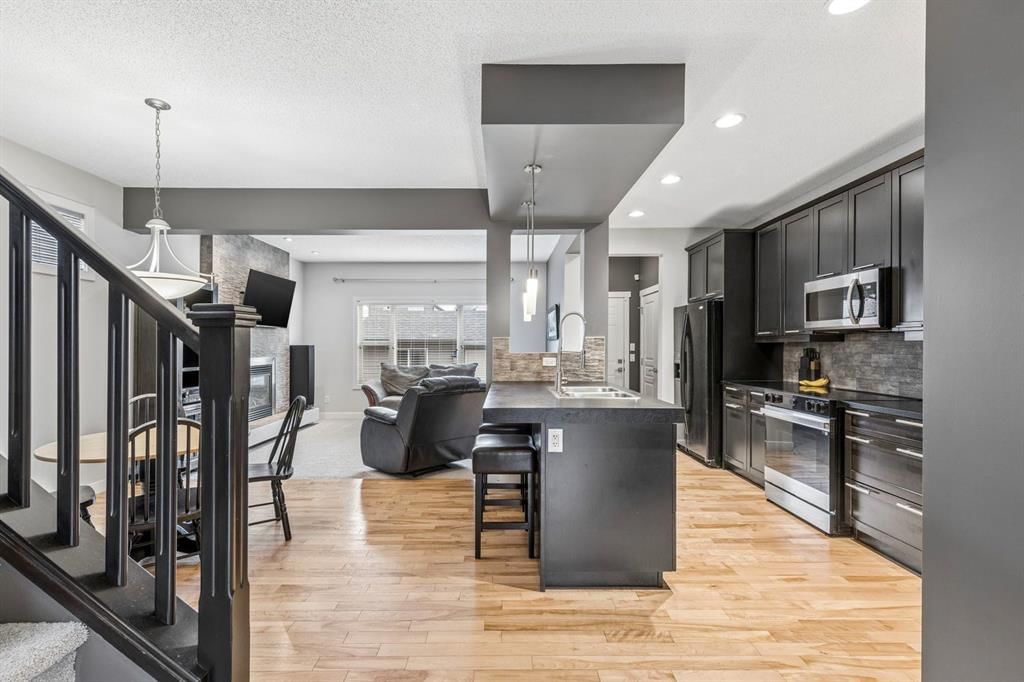 168 Copperstone Circle SE, Calgary — photo 4 of 26