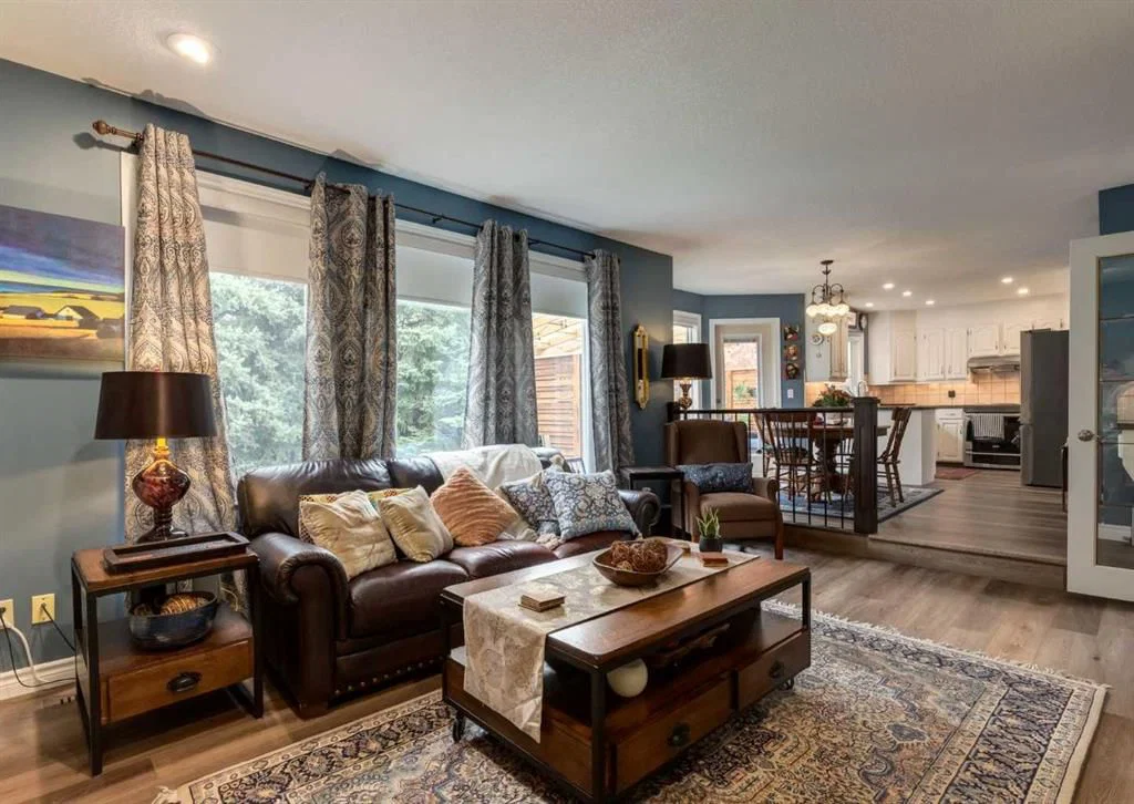 492 Silvergrove Gardens NW, Calgary — photo 4 of 50