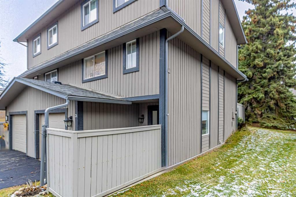 31, 27 Silver Springs Drive NW, Calgary — photo 2 of 27