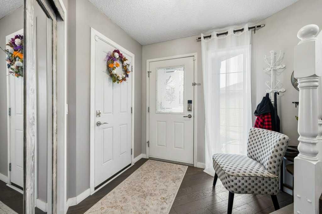 146 Bridlewood Way SW, Calgary — photo 3 of 47