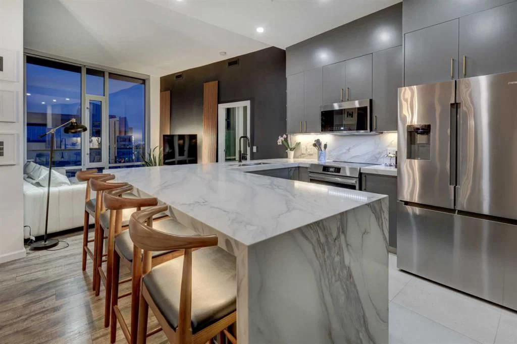 3301, 210 15 Avenue SE, Calgary — main listing photo