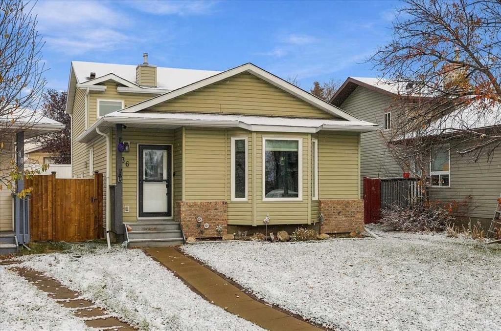 36 Covington Mews NE, Calgary — main listing photo