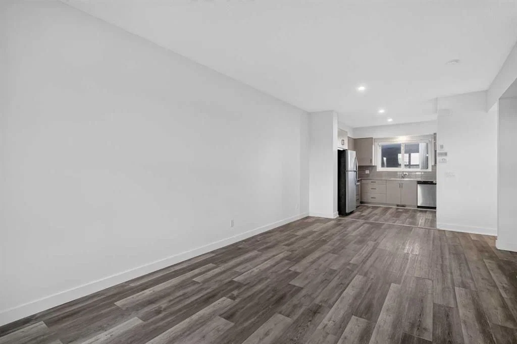 83 Savanna Park NE, Calgary — photo 5 of 34