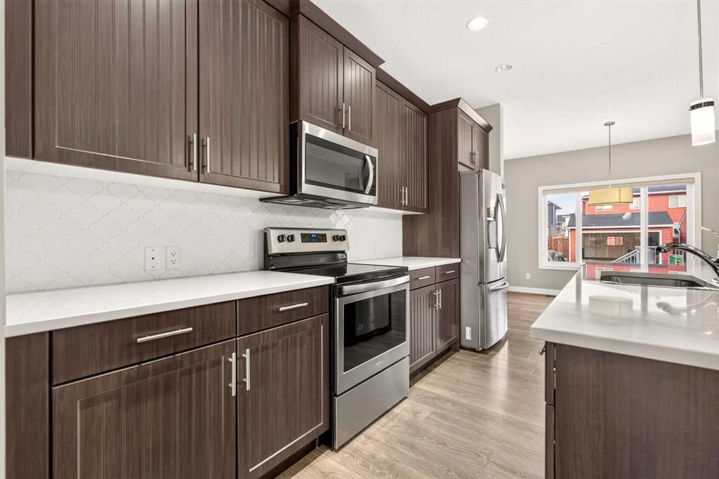 52 Red Embers Manor NE, Calgary — photo 4 of 40