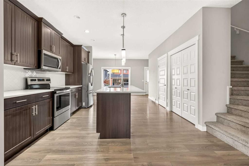 52 Red Embers Manor NE, Calgary — photo 5 of 40