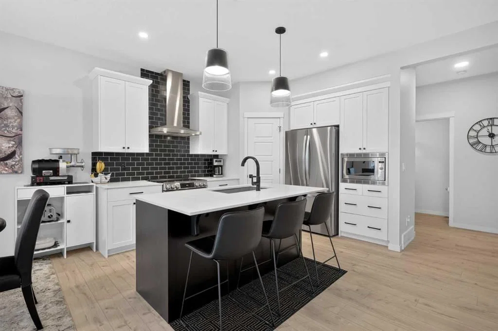 143 Wolf Hollow Manor SE, Calgary — photo 3 of 45