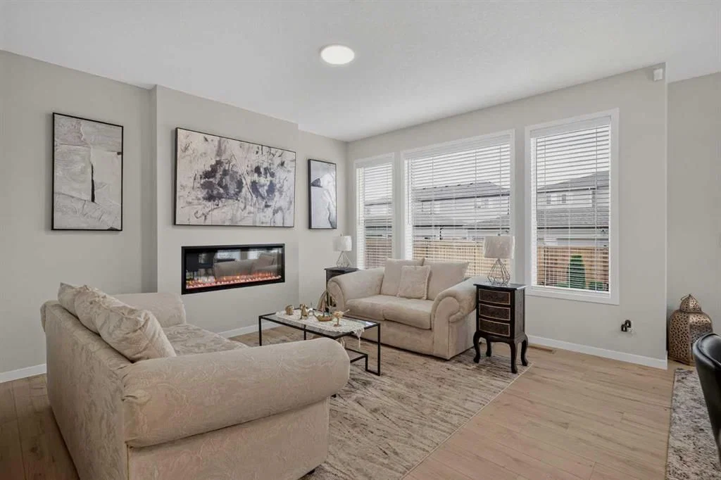 143 Wolf Hollow Manor SE, Calgary — photo 4 of 45