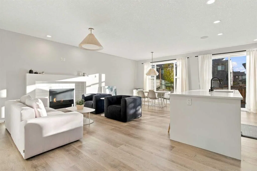 67 Walgrove Link SE, Calgary — photo 5 of 46
