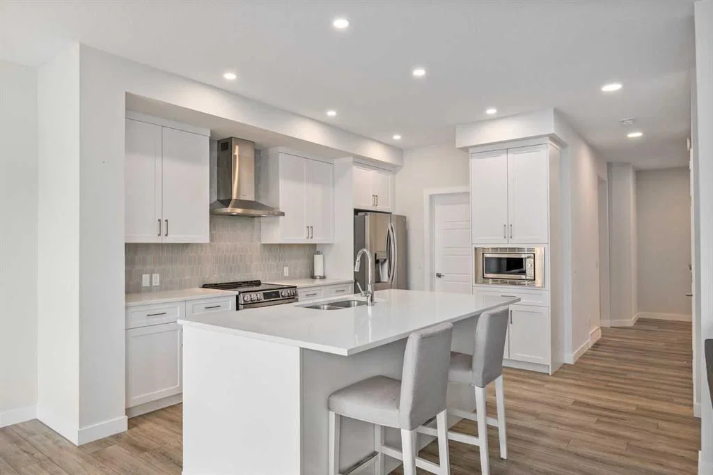 201 Creekstone Path SW, Calgary — photo 5 of 50