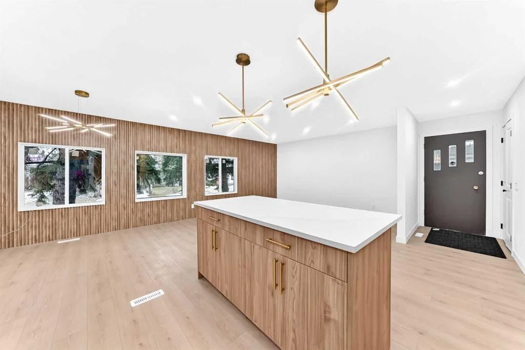 619 Penbrooke Road SE, Calgary — main listing photo