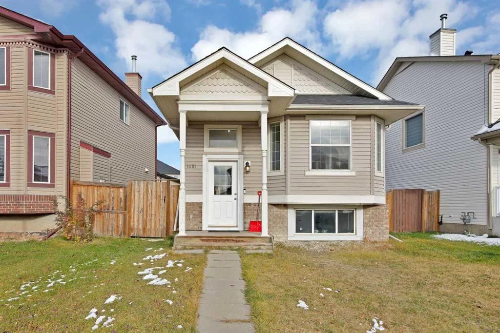 1081 Taradale Drive NE, Calgary — photo 2 of 42