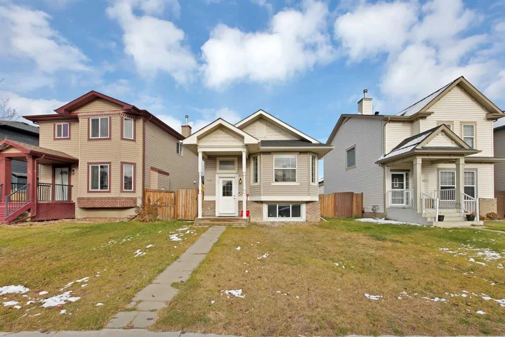1081 Taradale Drive NE, Calgary — photo 3 of 42