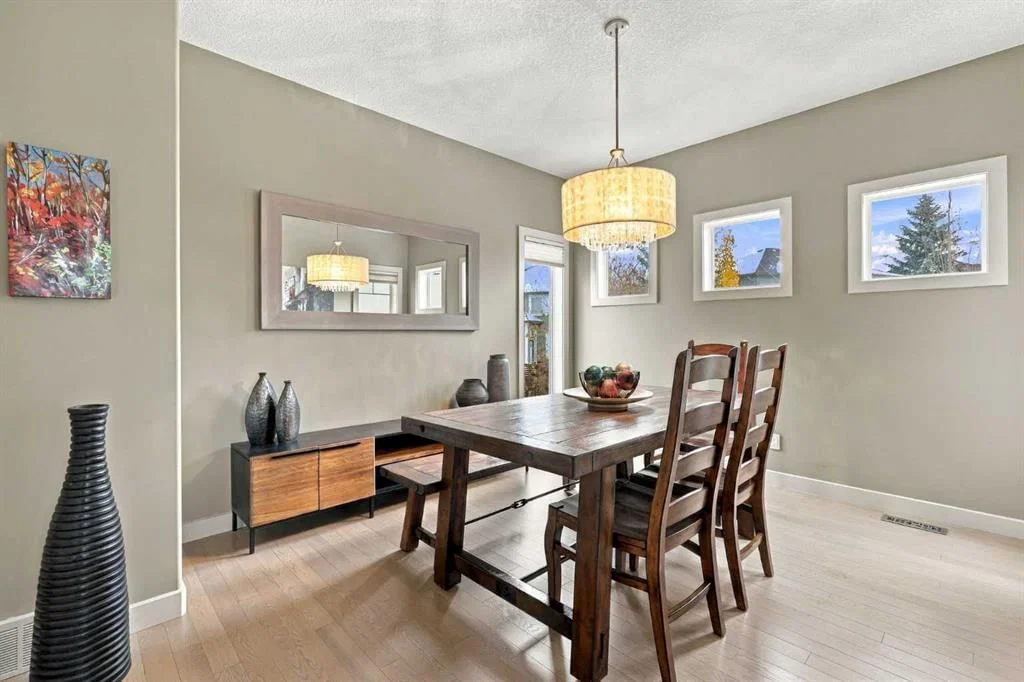 54 West Cedar Place SW, Calgary — photo 5 of 50