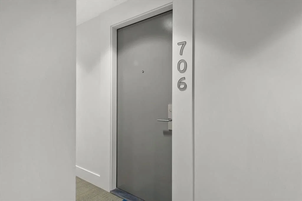 706, 1501 6 Street SW, Calgary — photo 4 of 31