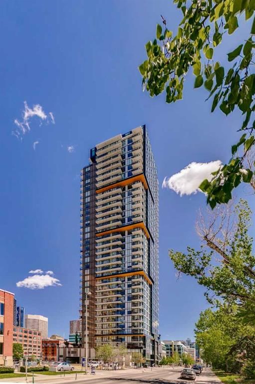 907, 310 12 Avenue SW, Calgary — main listing photo