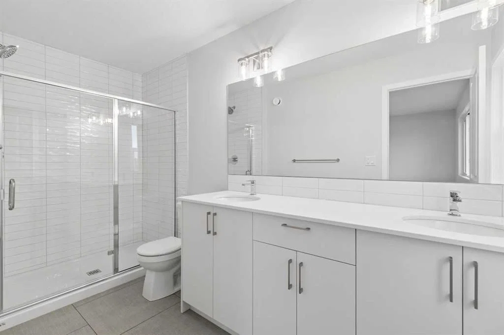 32 Snowberry Common SE, Calgary — photo 5 of 27