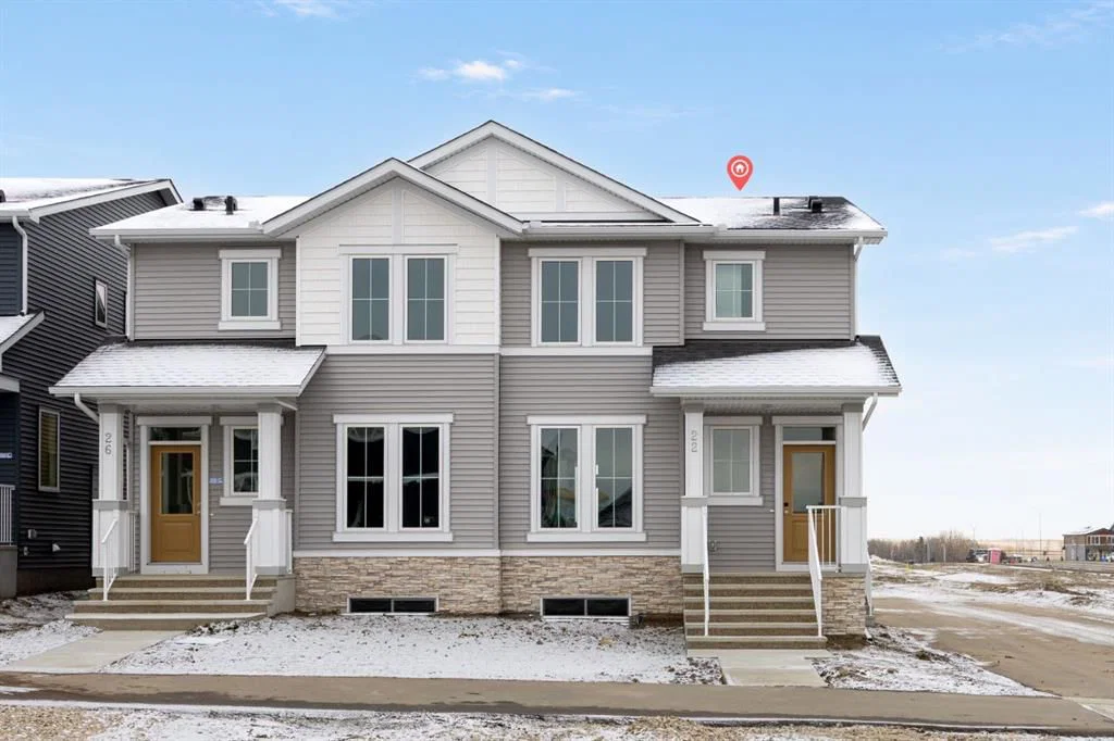 22 Ambleridge Avenue NW, Calgary — photo 3 of 46