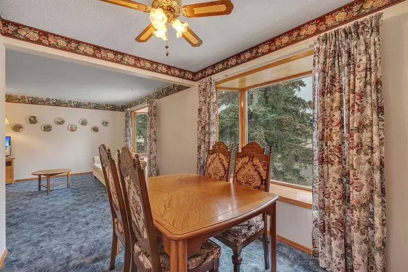 7383 Huntley Road NE, Calgary — photo 5 of 29