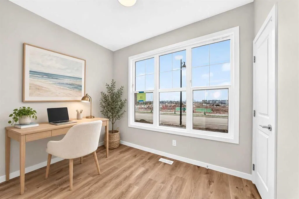 28 Mercado Road SE, Calgary — photo 5 of 42