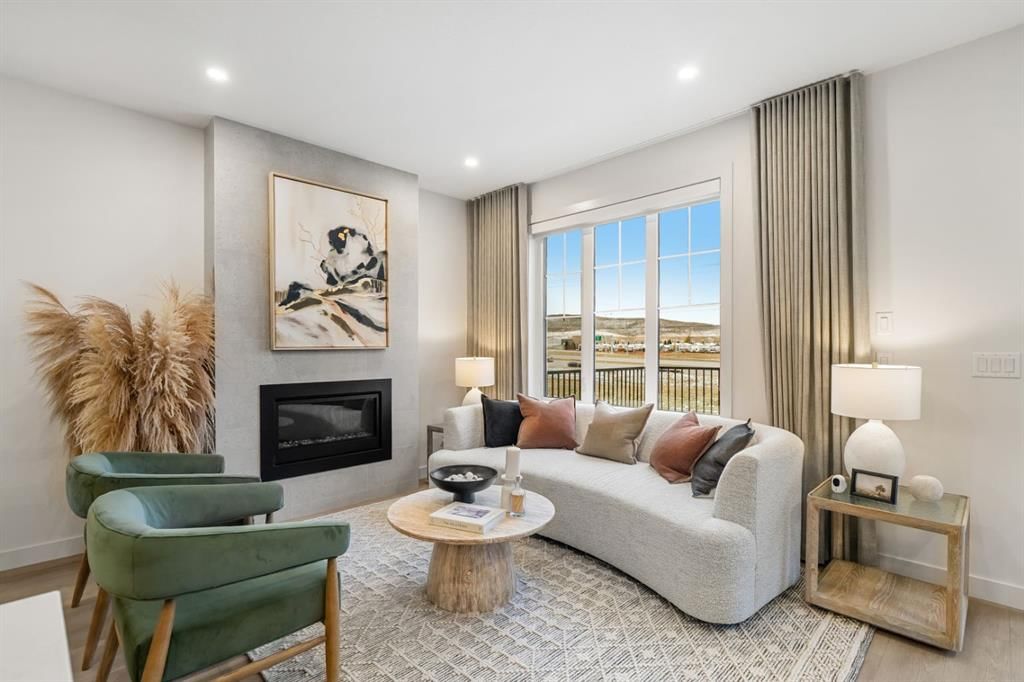115 Greenwich Drive NW, Calgary — photo 3 of 42