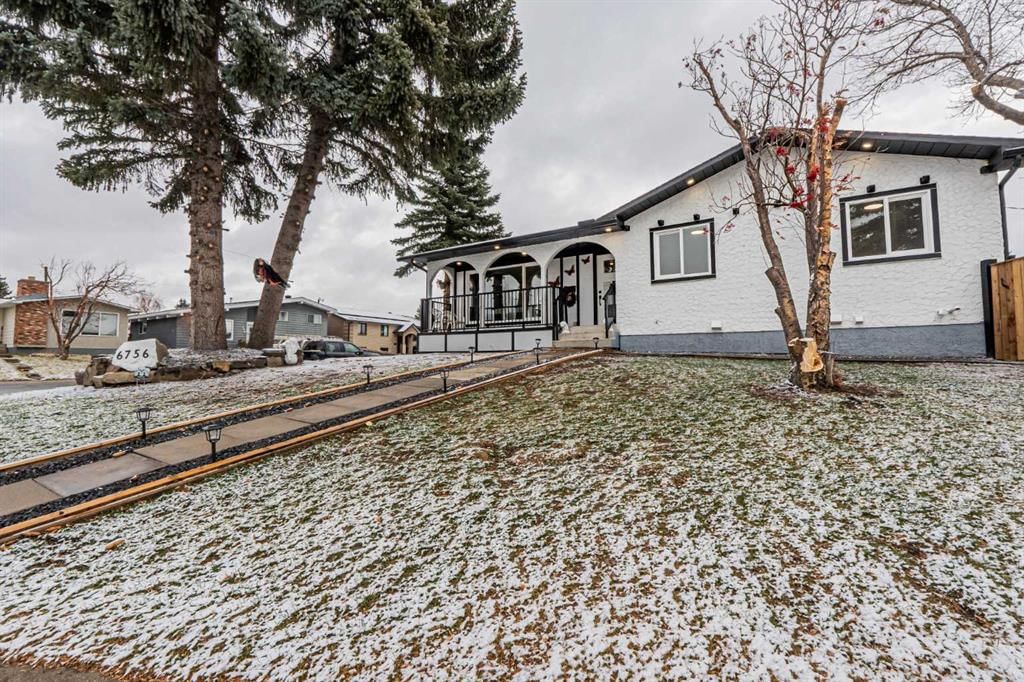 6756 Huntchester Road NE, Calgary — photo 3 of 47