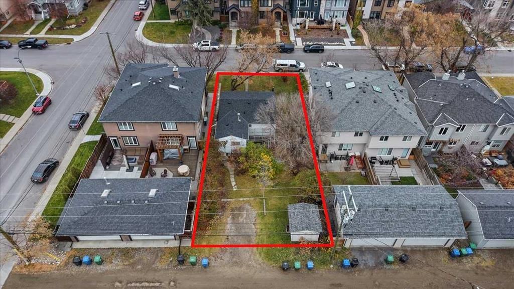 4535 17 Avenue NW, Calgary — photo 2 of 38