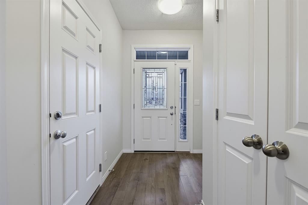 112 Legacy Glen Street SE, Calgary — photo 2 of 42