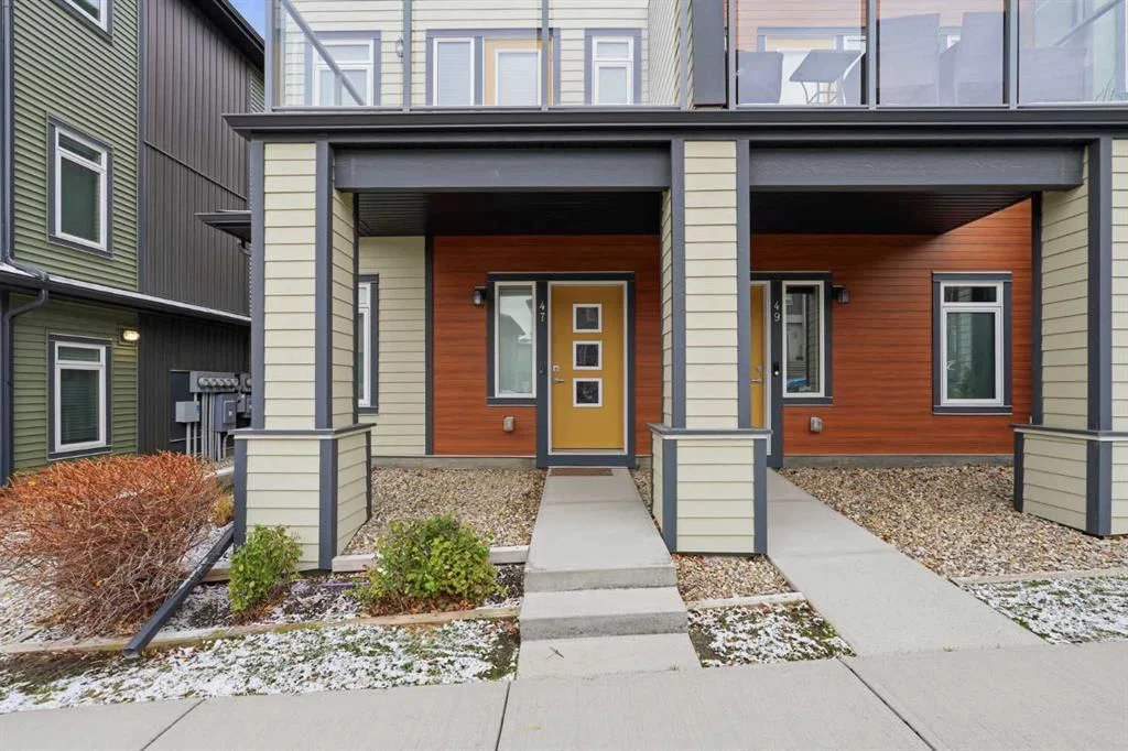 47 Sage Bluff Gate NW, Calgary — photo 2 of 32