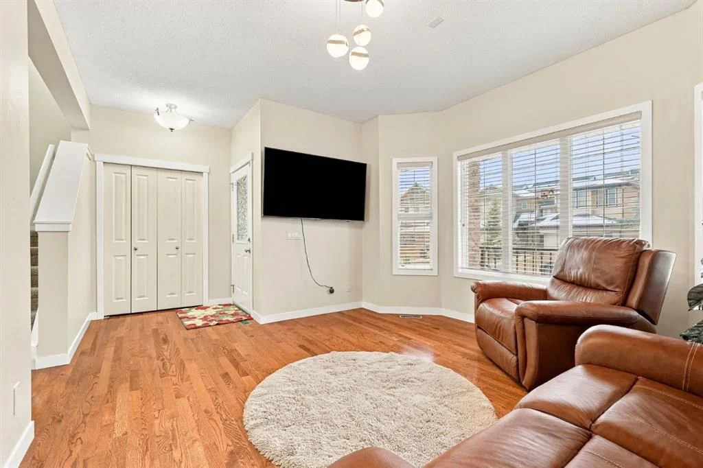 345 Silverado Plains Circle SW, Calgary — photo 2 of 46