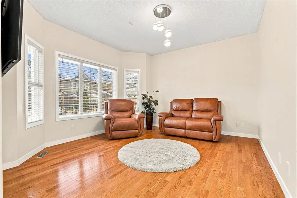 345 Silverado Plains Circle SW, Calgary — photo 3 of 46