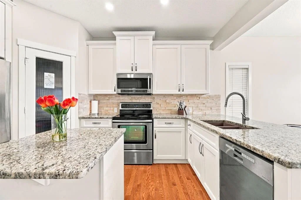 345 Silverado Plains Circle SW, Calgary — photo 5 of 46