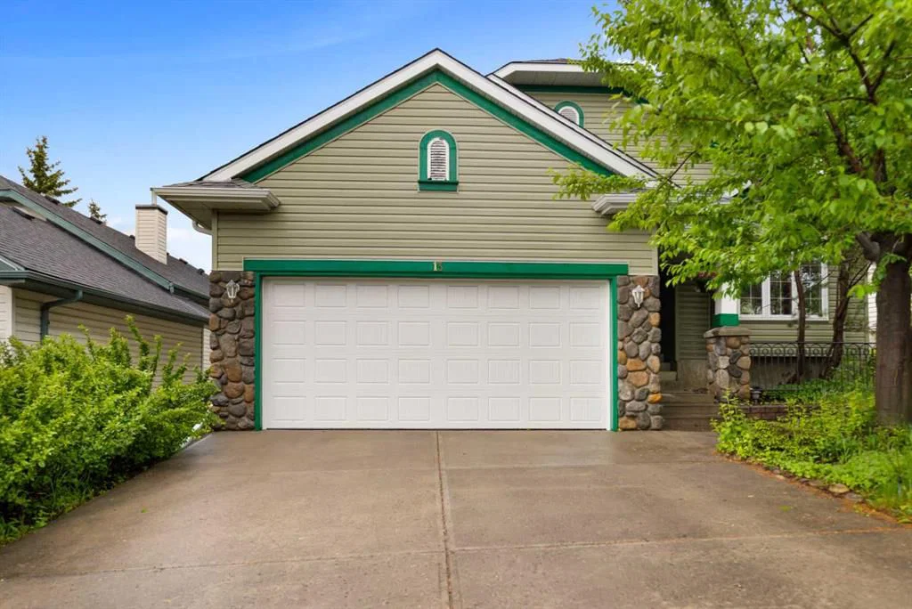 13 Somerset Gate SW, Calgary — main listing photo
