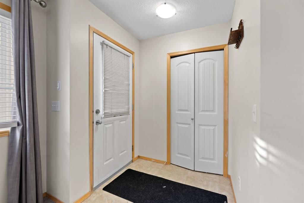 102, 70 Panatella Landing NW, Calgary — photo 4 of 25