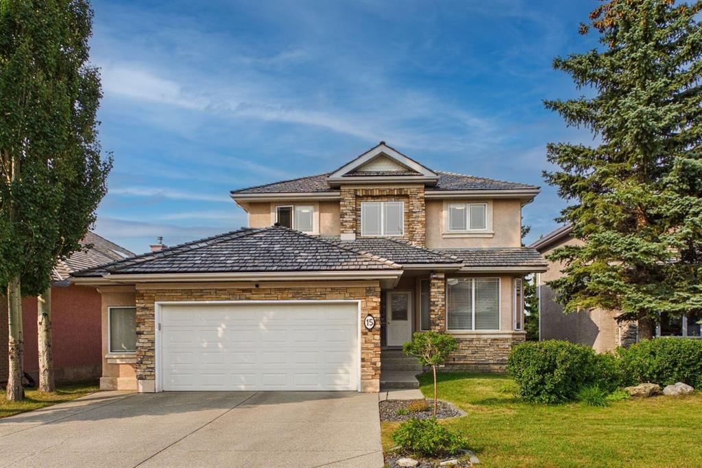 15 Royal Crest Terrace NW, Calgary — main listing photo