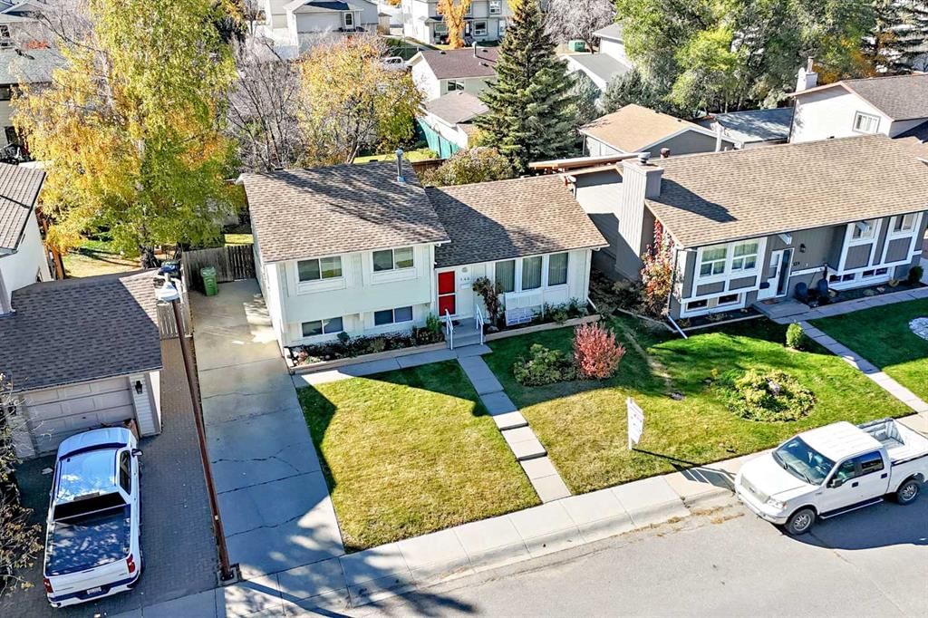 143 Deer Ridge Way SE, Calgary — photo 2 of 50