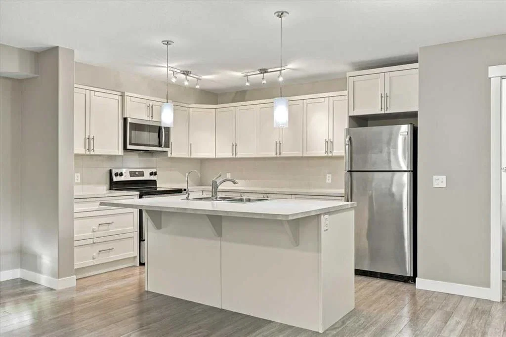 319 Redstone View NE, Calgary — photo 2 of 23