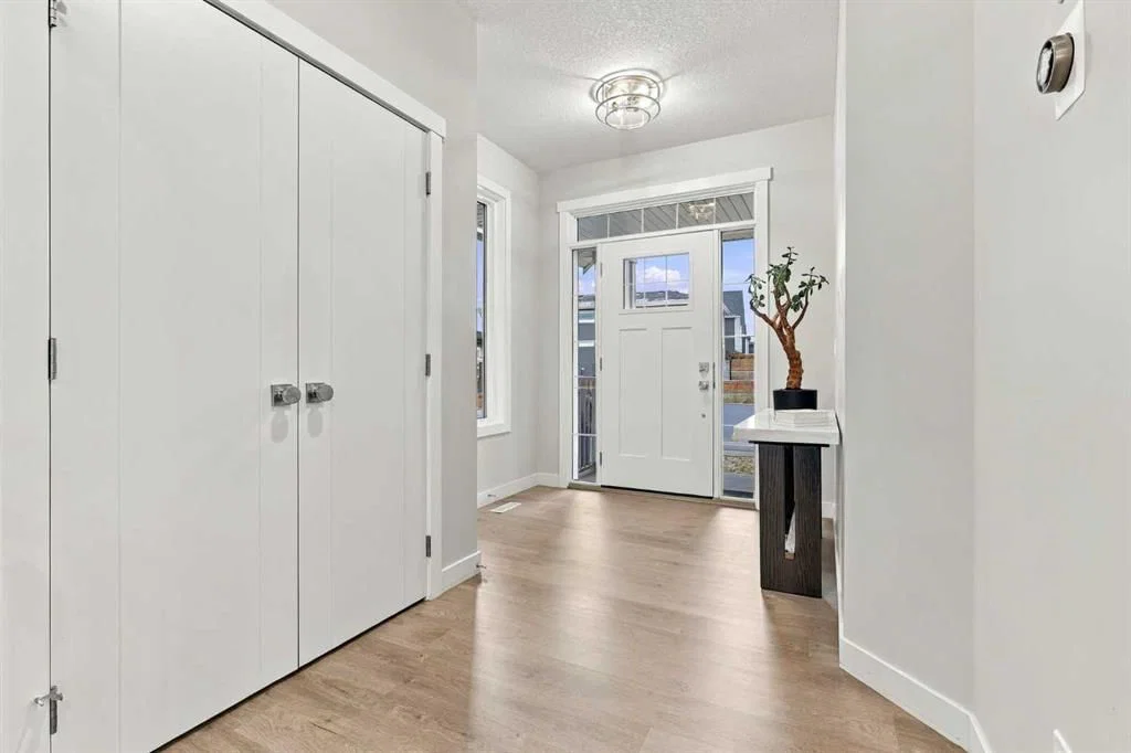218 Cranbrook Park SE, Calgary — photo 4 of 50