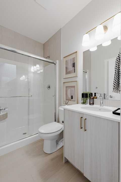 1373 Apine Avenue SW, Calgary — photo 4 of 34